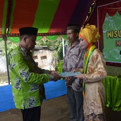 Wisuda Purna Siswa MA Sunniyyah Selo Tahun 2016 (12)