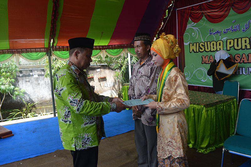 Wisuda Purna Siswa MA Sunniyyah Selo Tahun 2016 (12)