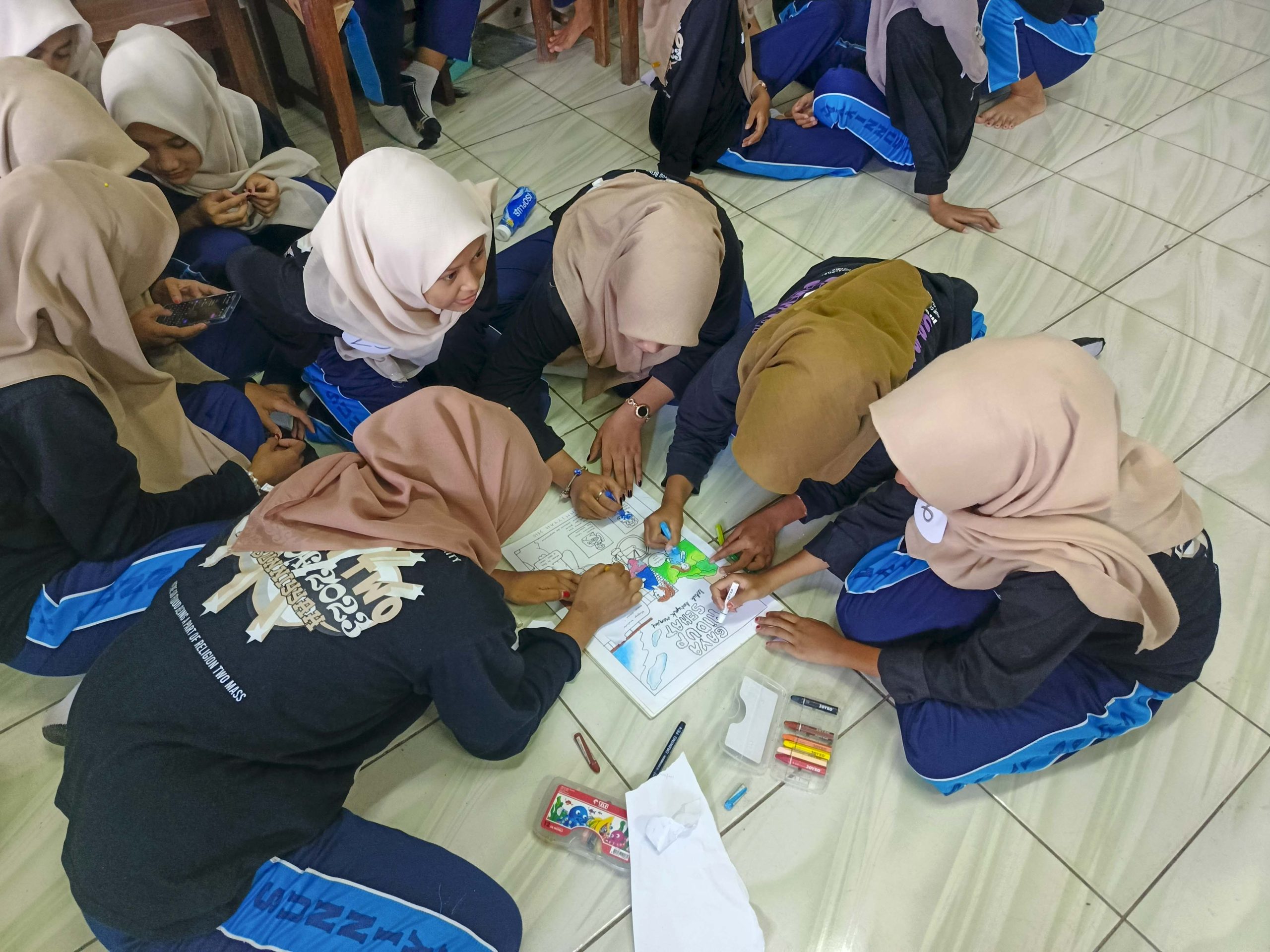 MA Sunniyyah Gelar Tahap Aksi P5RA: Bangun Jiwa dan Raganya melalui Senam Anak Indonesia Hebat dan Poster Edukatif