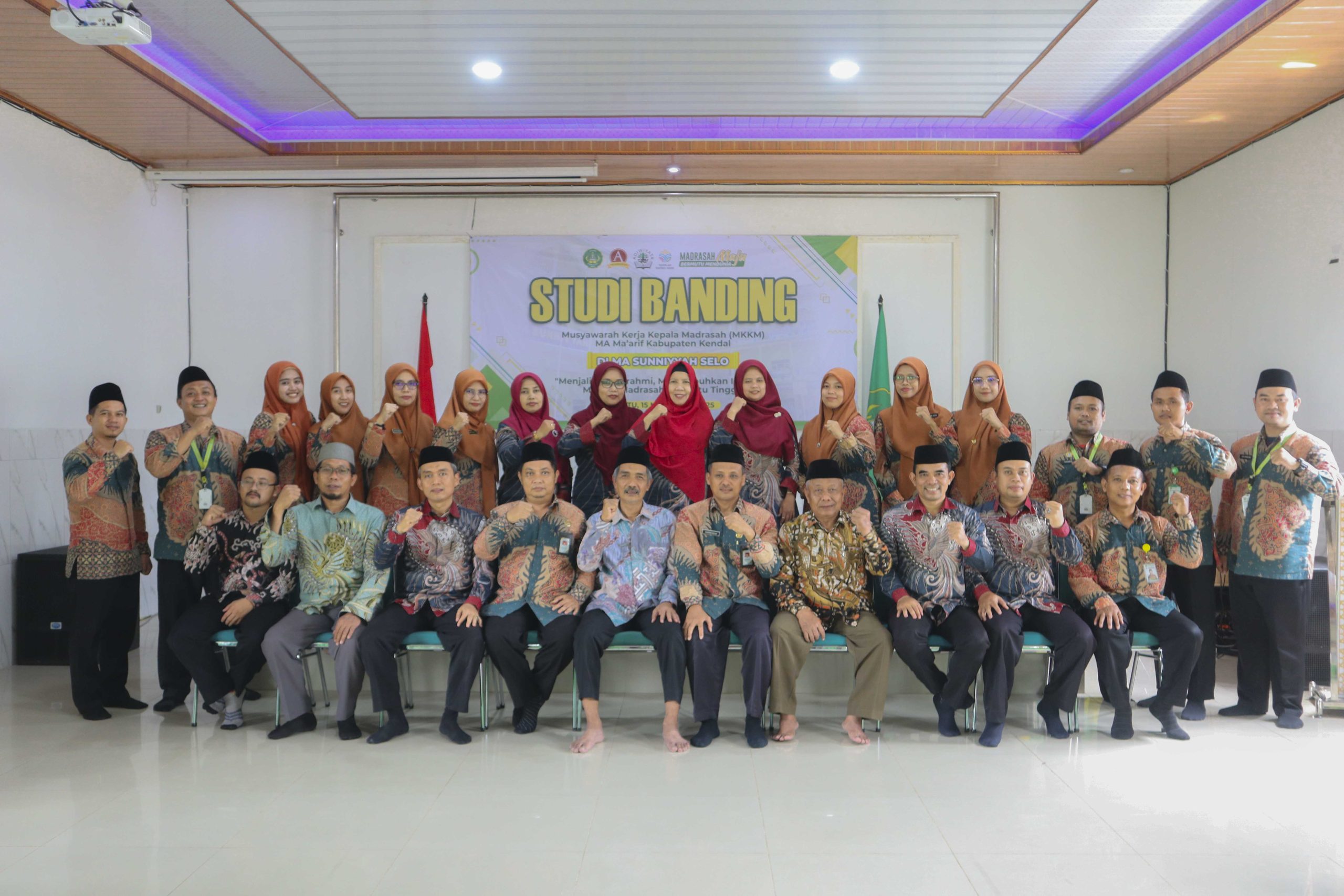 Sinergi Pendidikan: MKKM MA Ma’arif Kendal Lakukan Studi Banding ke MA Sunniyyah Selo